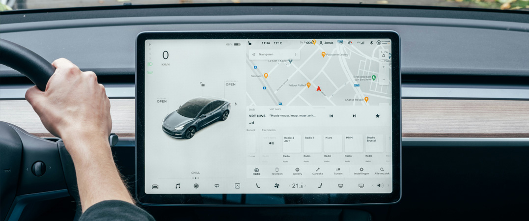 續(xù)保保險(xiǎn)費(fèi)率的上浮或者優(yōu)惠，與上一年度的出險(xiǎn)次數(shù)及報(bào)賠金額息息相關(guān)。